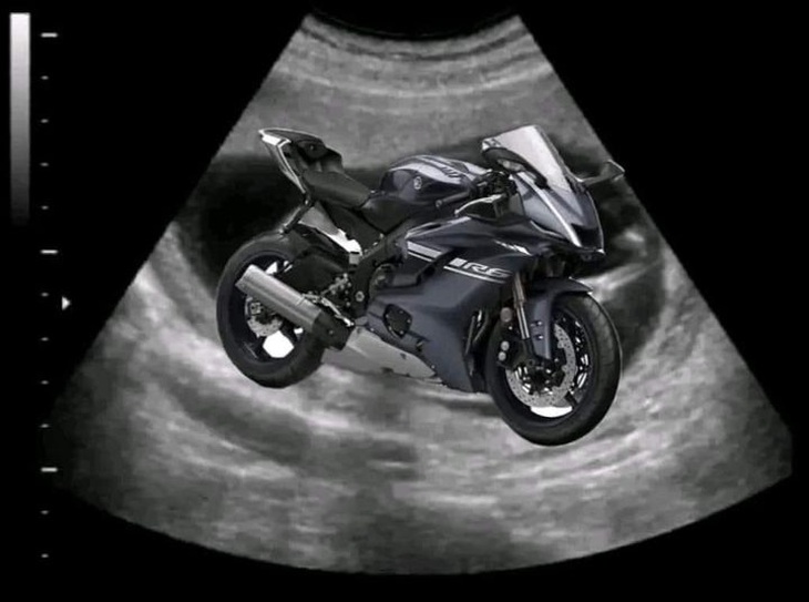 Bầu này hơi... nặng 