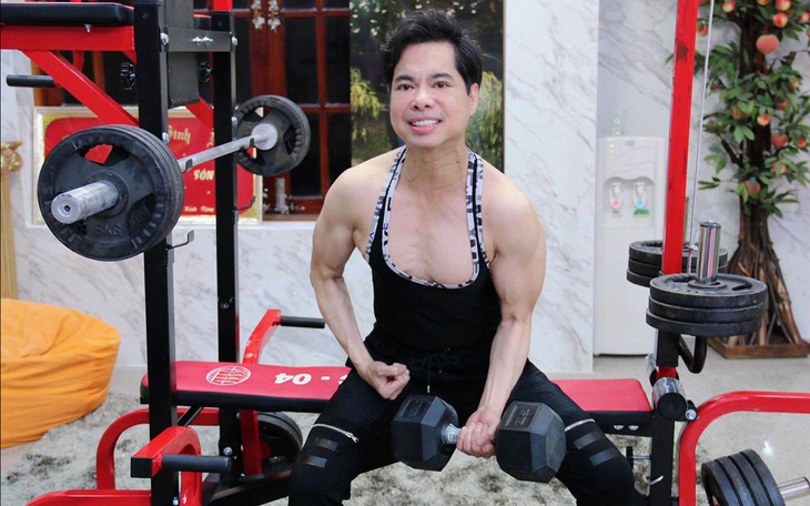 Nữ đại gia chi 3 tỷ giúp Tuấn Hưng – Duy Mạnh làm show ủng hộ đồng bào vùng lũ là ai? - Ảnh 3.