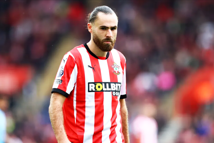 Ben Brereton Diaz lập kỷ lục ‘đen’ nhất Ngoại hạng Anh - Ảnh 1.