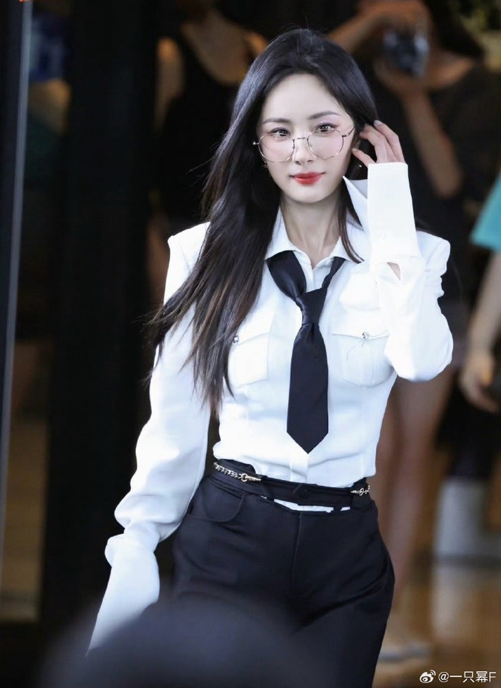 Top 10 nữ diễn viên Hoa ngữ được yêu thích nhờ tài sắc vẹn toàn - Ảnh 3.