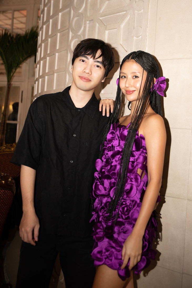 Quỳnh Anh Shyn lần đầu làm vedette show thời trang ở London - Ảnh 5.