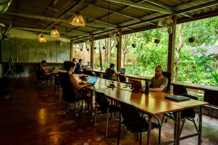 Đông Nam Á chạy đua thu hút "du cư số" - Ảnh 2.