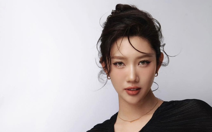 Angelina Jolie lọt top sao mặc đẹp trên thảm đỏ Venice - Ảnh 22.