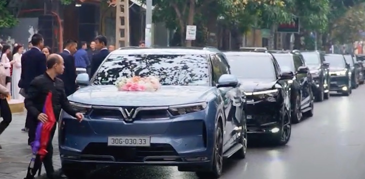 Phương Nhi và con trai tỉ phú Phạm Nhật Vượng làm đám hỏi - Ảnh 4.