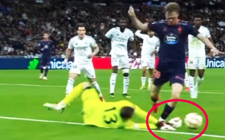 Vinicius đang ‘làm giá’ với Real Madrid - Ảnh 5.