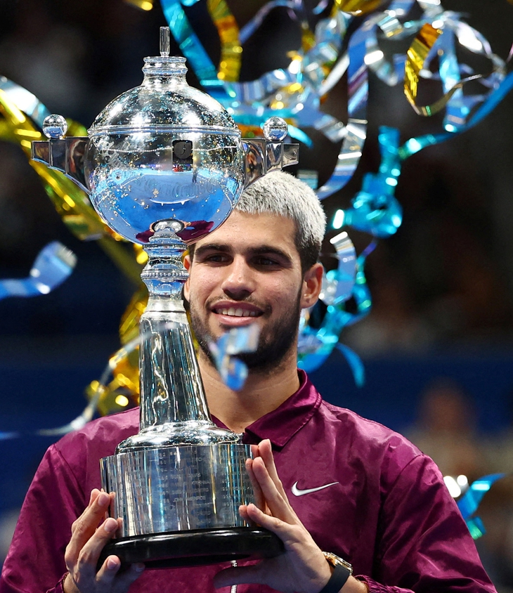 Carlos Alcaraz chỉ trích trọng tài ‘chưa từng chơi quần vợt trong đời’ - Ảnh 2.