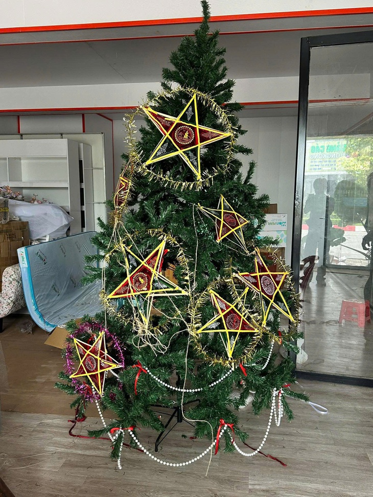 Ảnh vui 1-10: 'Unbox' đầu mới - Ảnh 2.