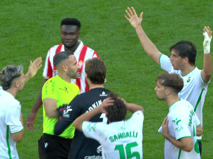 trọng tài - Ảnh 1.