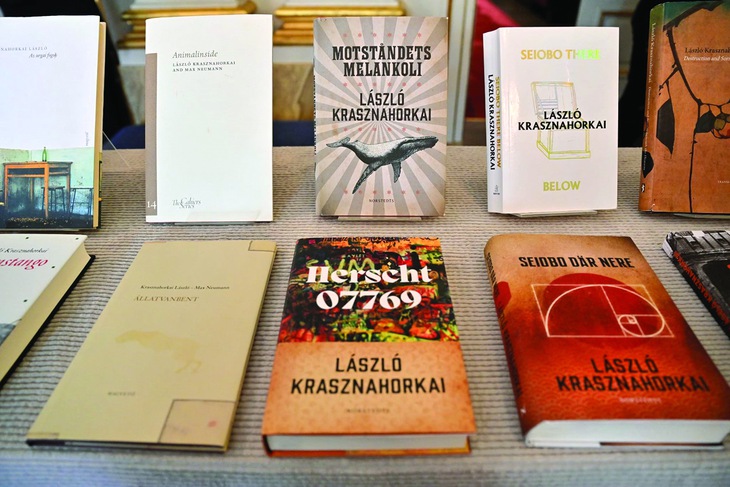 Nobel Văn chương 2025 - Ảnh 2.