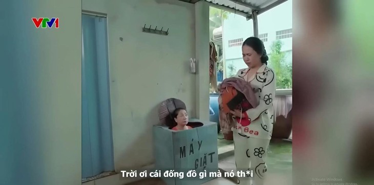 Ảnh vui 18-10: 'Mua vàng khuyến mãi 3 mũi 900 ngàn' - Ảnh 2.