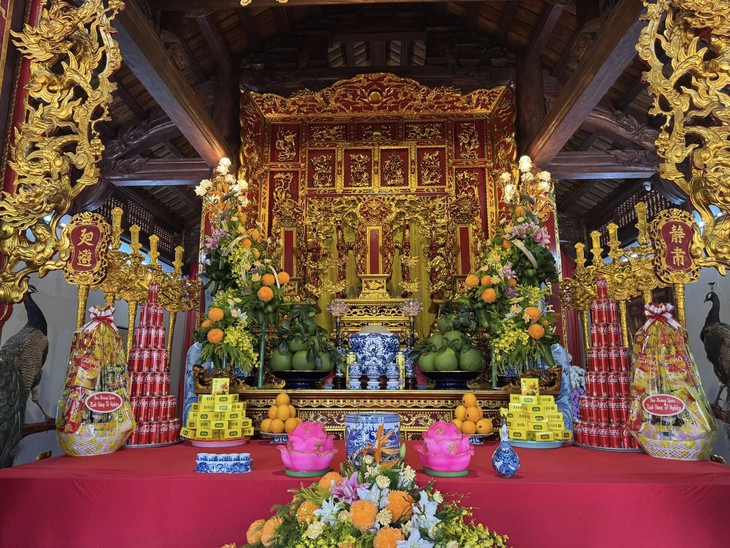 Hoài Linh bất ngờ mở lại cửa đền thờ tổ 100 tỉ dịp giỗ tổ sân khấu - Ảnh 4.