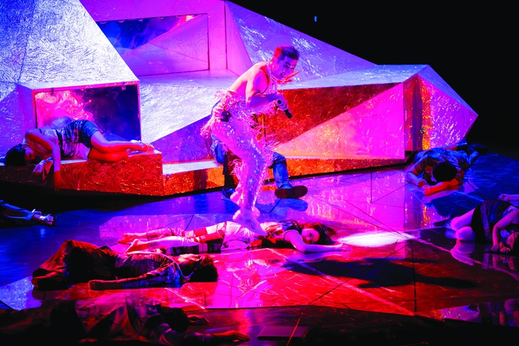 Thomas Köck: "Chúng ta chưa bao giờ hiện đại" - Ảnh 1.