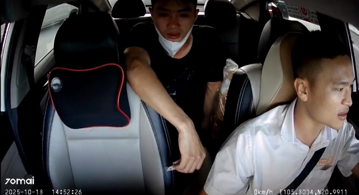 cuốc xe - Ảnh 1.