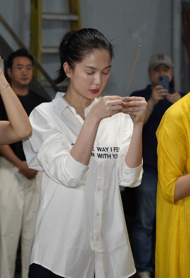 Ngọc Trinh có liều khi đóng phim ma? - Ảnh 1.