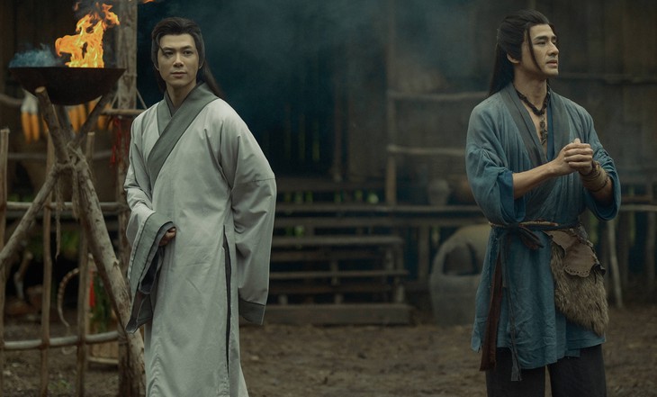 Phim kinh dị Việt 'chơi lớn', dựng nguyên ngôi làng giữa rừng làm bối cảnh - Ảnh 3.