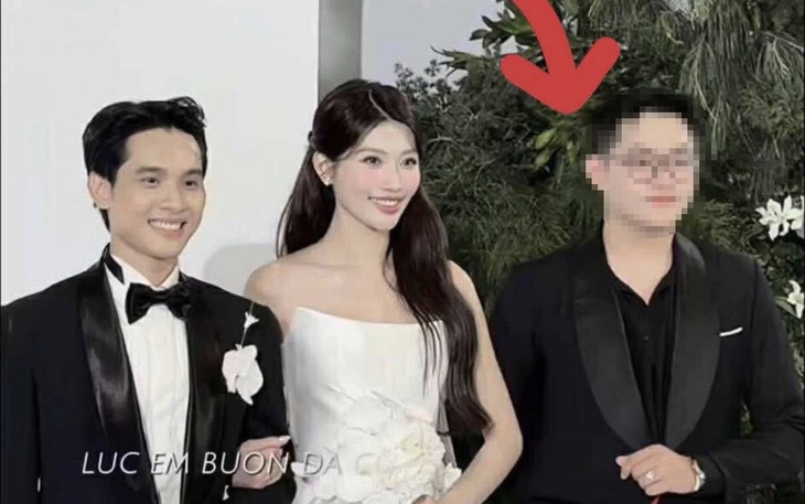 Hãng xe thang Đức tranh thủ quảng cáo sau vụ trộm bảo tàng Louvre - Ảnh 4.