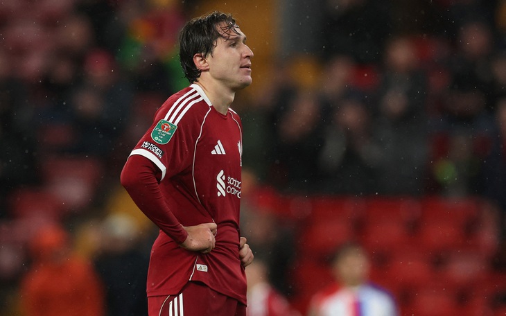 Mbappe cười ngất với món quà bất ngờ ‘đi kèm’ Chiếc giày vàng châu Âu - Ảnh 5.