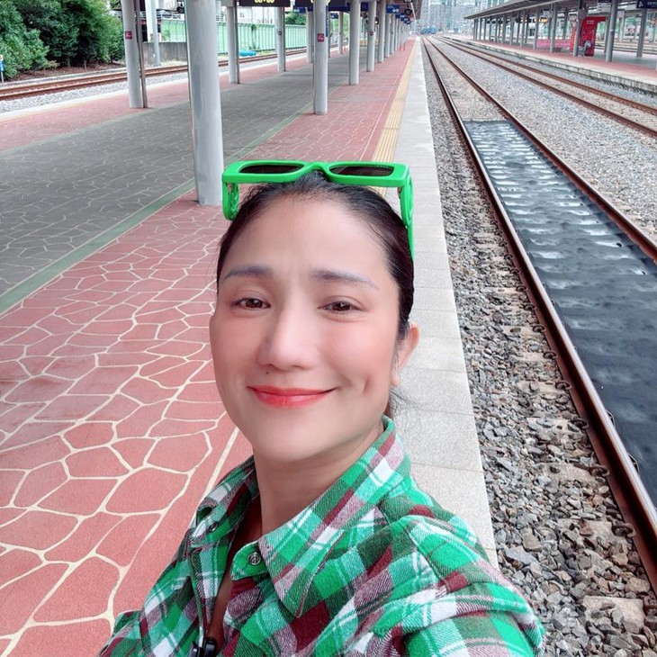 'Bà mối' Cát Tường lên tiếng tin đồn 'sắp lấy chồng đại gia'  - Ảnh 3.