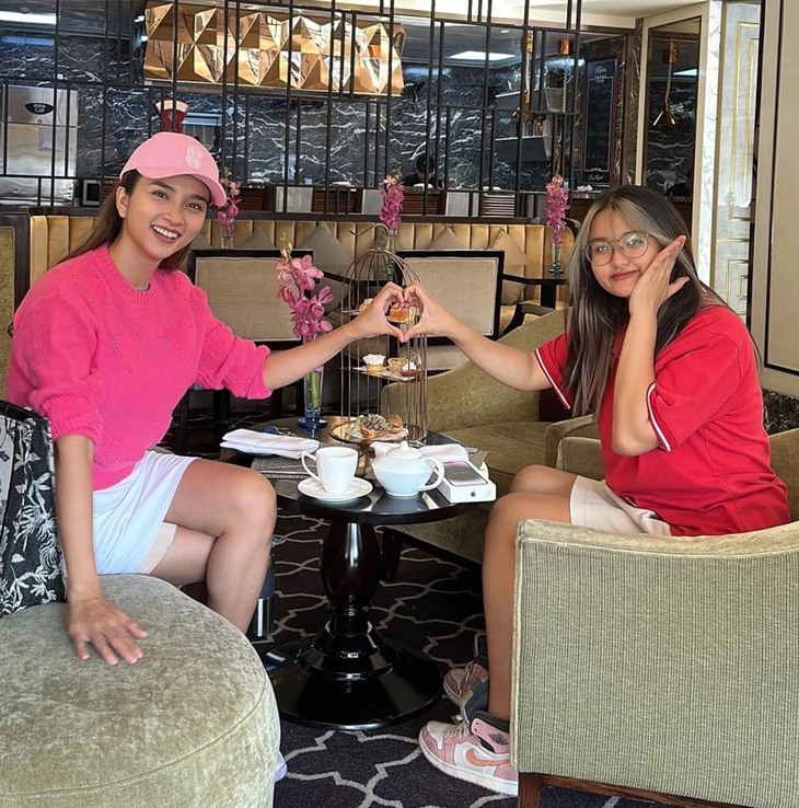 Diễn viên cưới đại gia ngành ngân hàng năm 19 tuổi, 2 năm sau làm mẹ đơn thân - Ảnh 4.