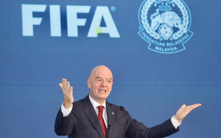 7 cầu thủ nhập tịch Malaysia bị FIFA treo giò muốn kiện FAM đòi bồi thường - Ảnh 2.