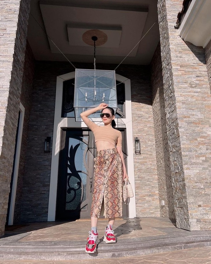 Ca sĩ từng hát lót kiếm 60 nghìn đồng/đêm, nay có nhà hàng chục tỉ ở Việt Nam và Mỹ  - Ảnh 6.