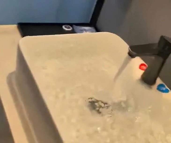 khách sạn - Ảnh 1.