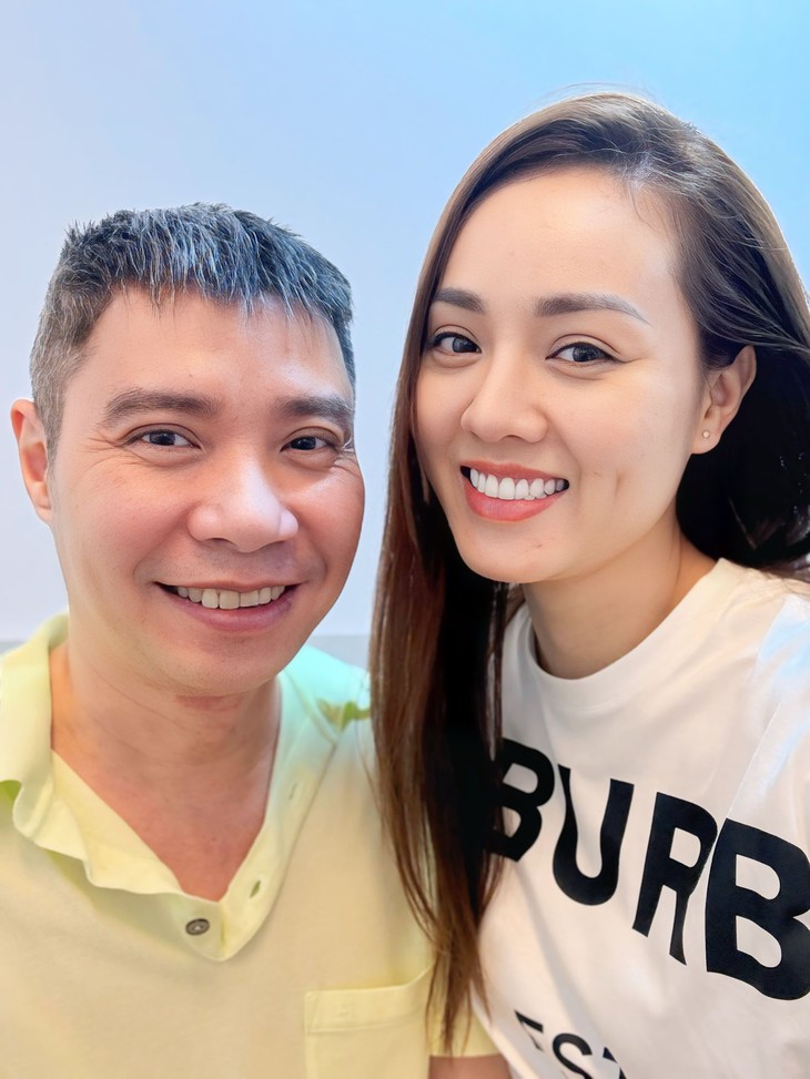 Công Lý khiến vợ kém 15 tuổi bật khóc vì một tin nhắn - Ảnh 3.