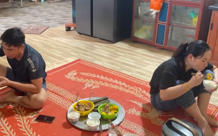 Người đàn ông ẩn giấu ở đâu? - Ảnh 12.