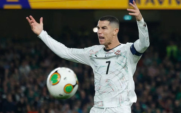 Alcaraz hé lộ chuyện bị la rầy khi về nhà lúc đang chinh phục ATP Finals - Ảnh 3.