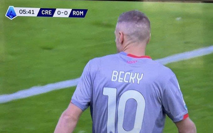 Guardiola nhận lỗi vì thay gần hết đội hình xuất phát ở trận thua Leverkusen - Ảnh 5.