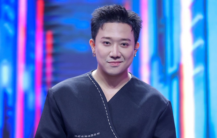 Phản ứng của Trấn Thành khi 'Mưa đỏ' thắng lớn tại Liên hoan phim - Ảnh 1.