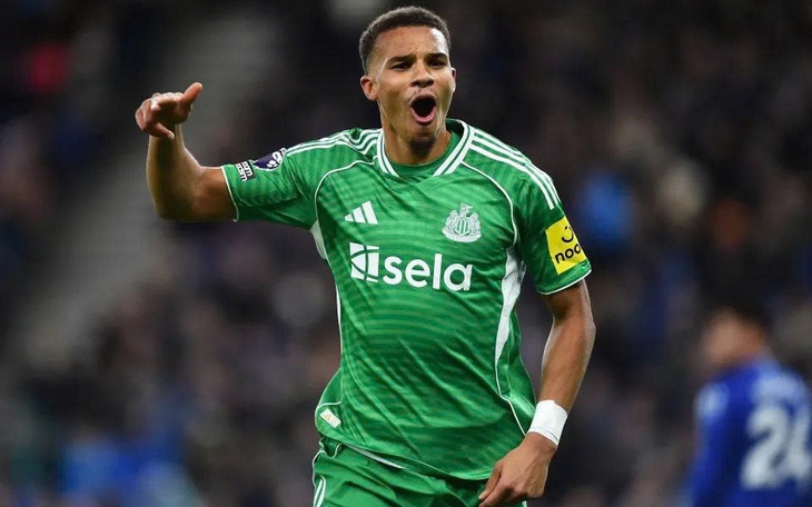 Cầu thủ nhận 'gạch đá' vì chế giễu đối thủ sứt môi ở Europa League - Ảnh 5.