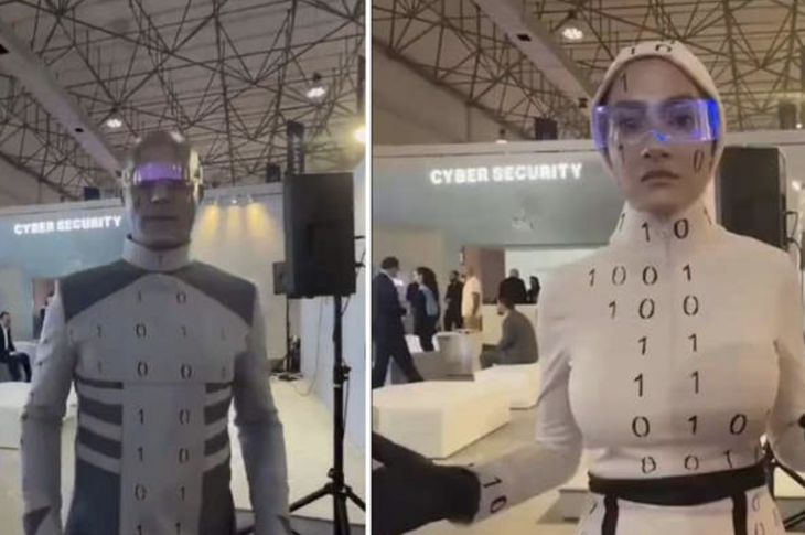'Robot công nghệ cao' ở Iran lộ nguyên hình là… người thật - Ảnh 2.