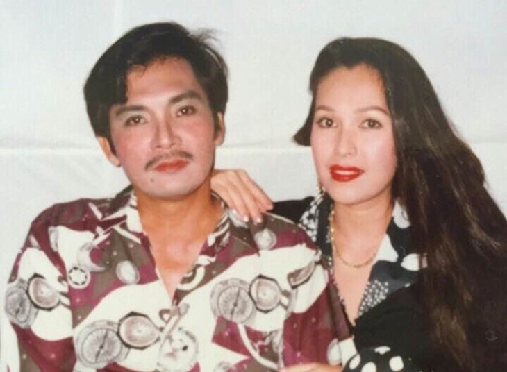 Diễm My tiễn biệt Thương Tín, nhớ lại thời hoàng kim rực rỡ - Ảnh 1.