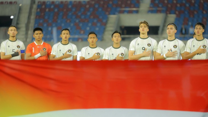 Báo Indonesia kêu gọi U22 Việt Nam đá hết mình để 'cứu' U22 Indonesia - Ảnh 1.