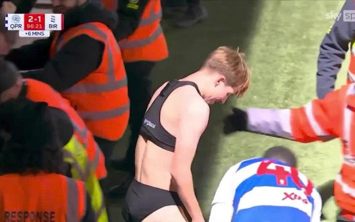 CLB bóng đá Phần Lan bị cổ động viên đốt khán đài vì bị… xuống hạng - Ảnh 2.