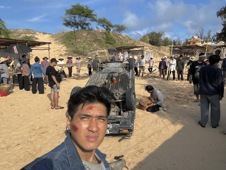 Sao nam tên lạ, đóng 3 phim trong năm doanh thu đều trên 200 tỉ   - Ảnh 4.