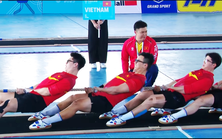 Xạ thủ Indonesia ‘giấu bầu’ 4 tháng giành 2 HCV SEA Games 33 - Ảnh 3.