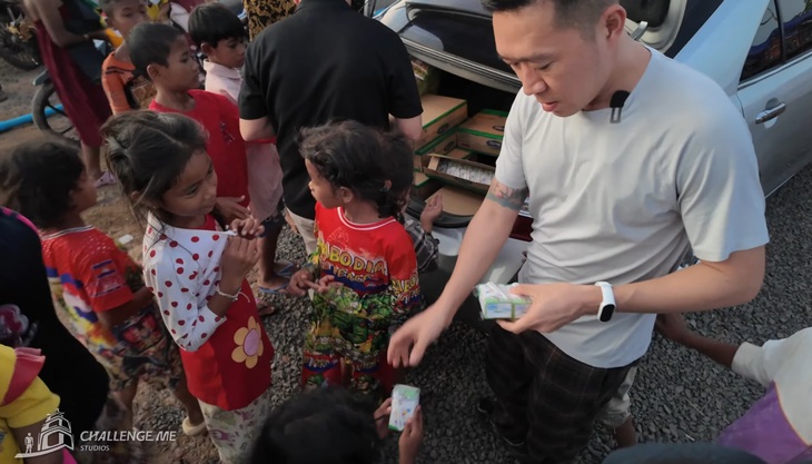 Phản ứng của khán giả khi Hoàng Nam trở lại làm YouTuber sau lỗ nặng phim điện ảnh   - Ảnh 3.