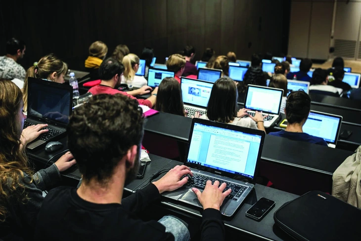 AI giáo dục đại học - Ảnh 1.