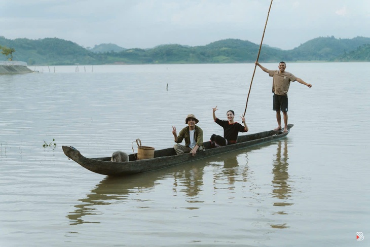 Vợ chồng Hồ Quang Hiếu rời nhà 20 tỉ về Tây Nguyên sinh sống - Ảnh 4.