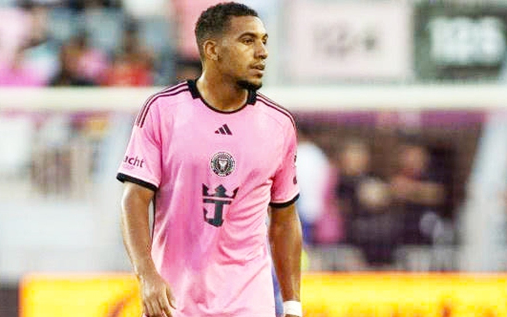 Naomi Osaka ‘đổi sân’, khoe phong cách Caribbean đón năm mới  - Ảnh 5.