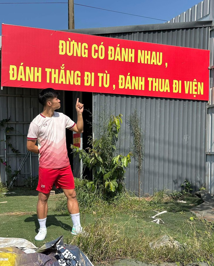 khẩu hiệu - Ảnh 1.