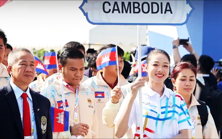 Áo tuyển bóng chày Thái Lan bất ngờ ‘cháy hàng’ tại SEA Games 33 - Ảnh 4.