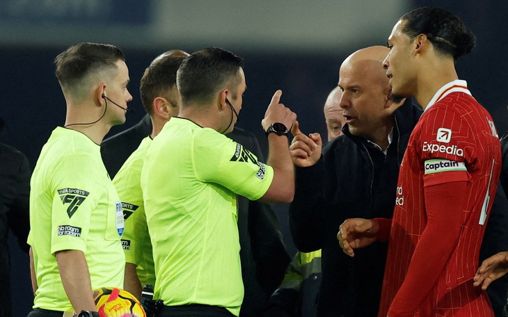 Cảnh sát chìm ‘fan Liverpool’ bắt fan Newcastle buôn ma túy - Ảnh 5.