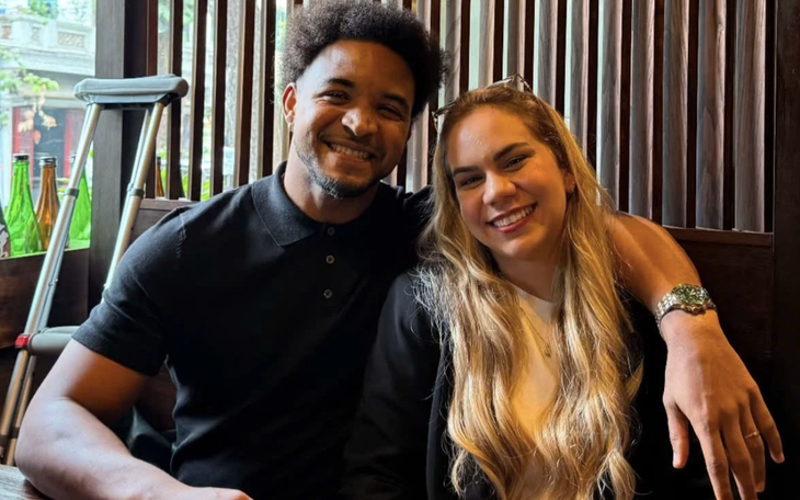 Ảnh vui 16-2: Đàn ong vò vẽ làm tổ dưới yên xe đạp - Ảnh 7.