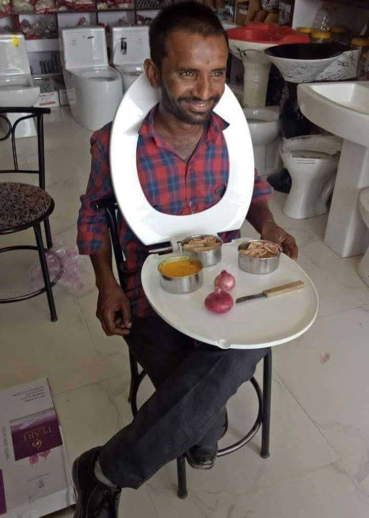 Ảnh vui 23-2: Hình xăm 'như hai giọt nước' - Ảnh 5.