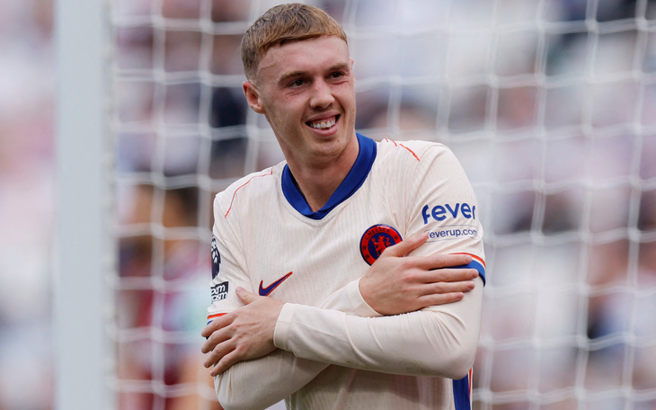 Fan ‘việt vị’ khi nghĩ Hojlund ăn mừng ‘SIUUU’ để cà khịa Ronaldo - Ảnh 5.