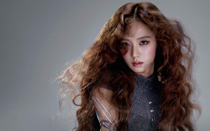 Phim về zombie của Jisoo lập thành tích đầu tiên - Ảnh 4.