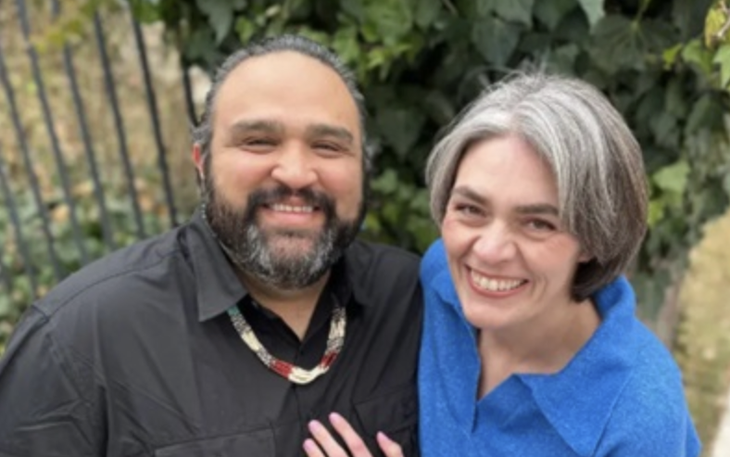 Công viên nhỏ nhất thế giới có diện tích bằng 4 tờ giấy A4 - Ảnh 3.